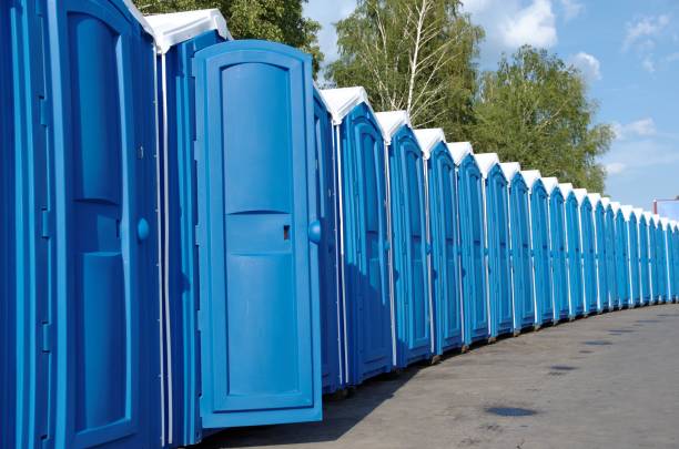 Best Portable restroom trailer rental  in Burbank, CA